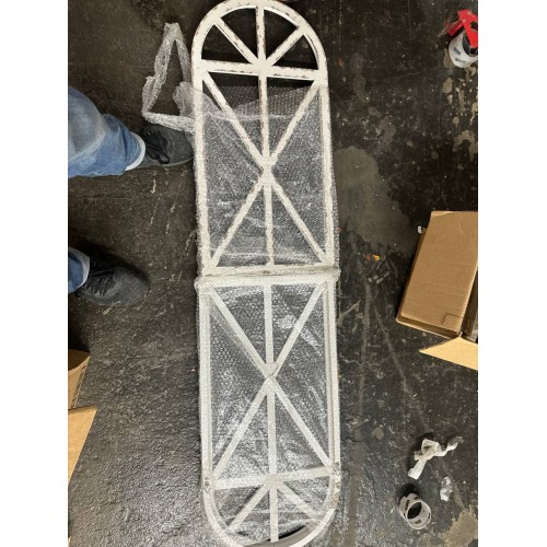 KIBAGA Beautiful Cathedral Window Frame Set of 2 – Lovely Farmhouse Wall Decor