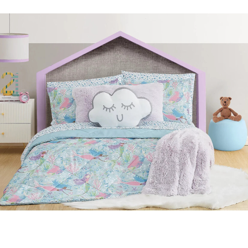 M&M 7-Piece Complete Bedding Set. - Kids - Full Size 