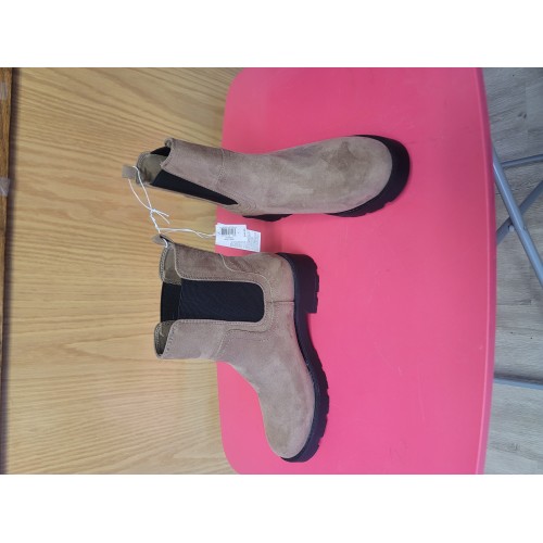 Faux-Suede Chelsea Boots for Women size 8 