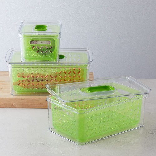 Amazon Basics Produce Food Saving Container with Vented Lids, BPA Free Plastic - 1 Large (4.3 Qt)