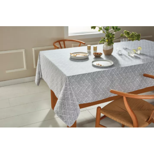 Everhome™ Fanned Leaf 60-Inch x 120-Inch Oblong Tablecloth in Microchip