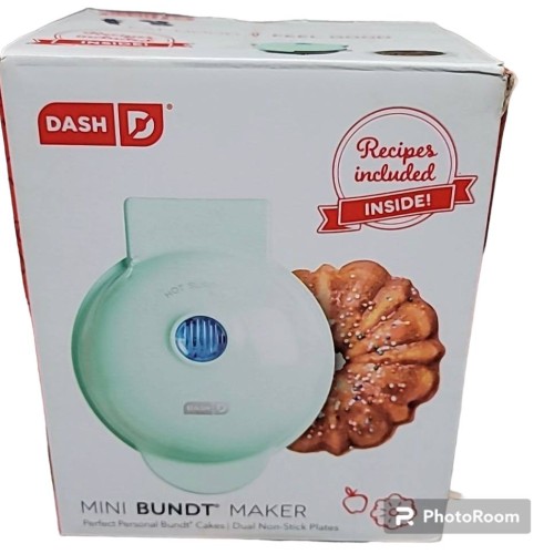 Mini Bundt® Cake Maker Aqua