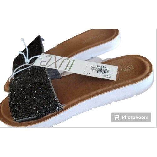 Fifth & Luxe bedazzled flip flops