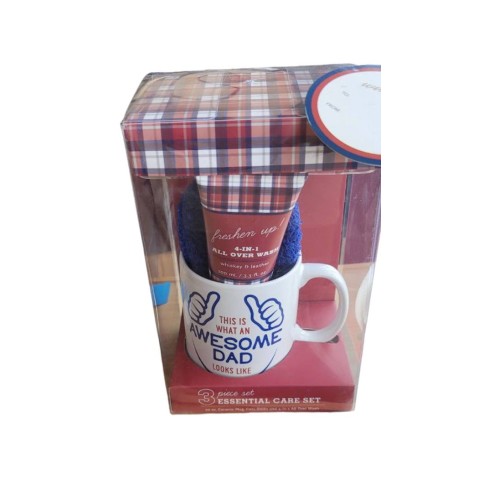 3 PCS ESSENTIAL CARE SET THIS IS WHAT AN AWESOME DAD LOOKS LIKE MUG SOCK & WASH