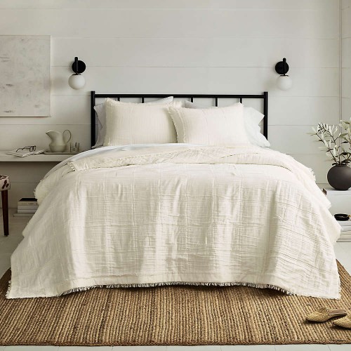 Bee & Willow™ Coconut White Cotton Queen Quilt Set