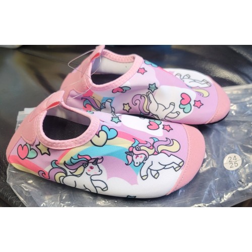 Water shoes Unicorn Pink 24/25 New