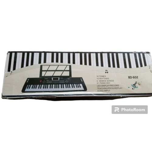 61 key piano keyboard for beginners with built-in dual speakers and microphone portable digital electric piano