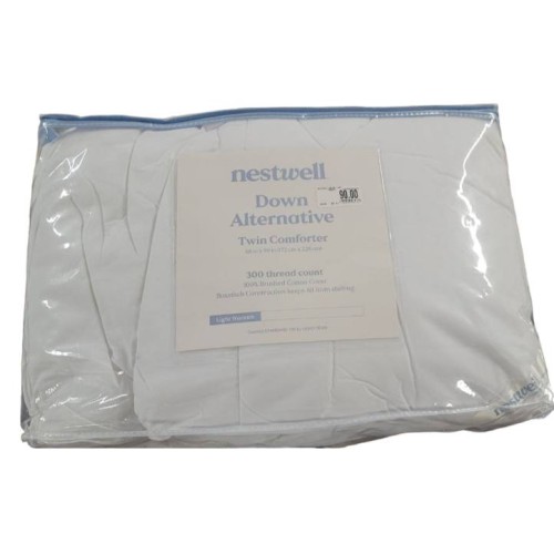 Nestwell™ Light Warmth Down Alternative Twin Comforter in White