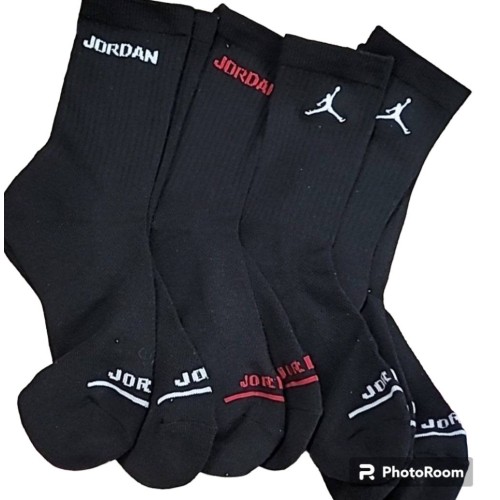 4 pack Jordan Legend And Jumpman Crew Socks