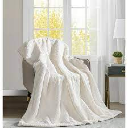 Better Homes & Gardens Off-Wht Polyester Faux Fur Reverse to