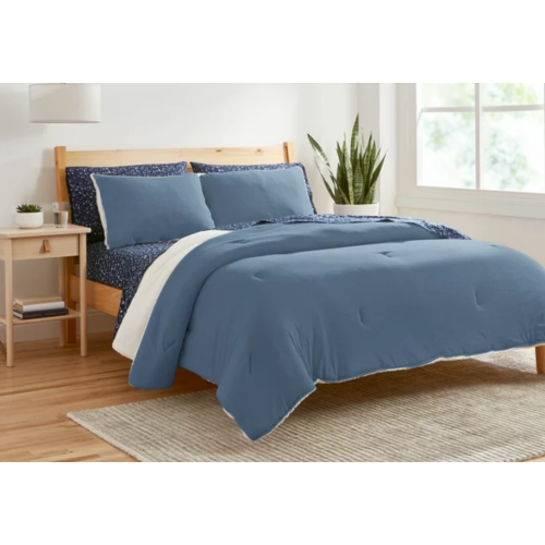 Gap Home T-Shirt Soft Melange Jersey Comforter Set with Sherpa Reverse, Full/Queen, Blue, 3-Pieces