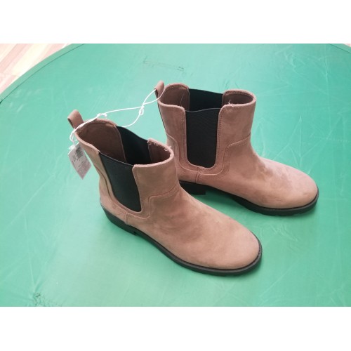 Faux-Suede Chelsea Boots for Women size 8