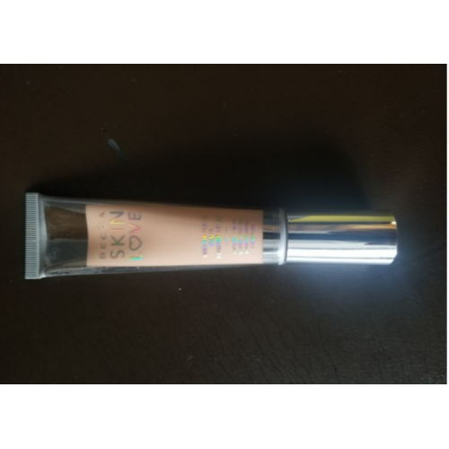 BECCA Skin Love Weightless Blur Foundation 1.23oz / 35ml (Ivory)