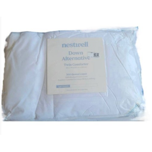 Nestwell™ Light Warmth Down Alternative Twin Comforter in White