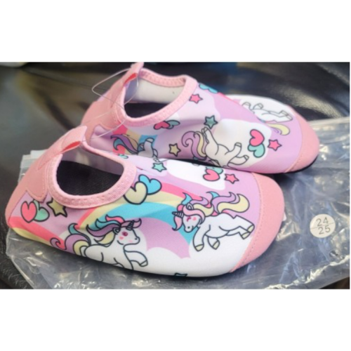 Water shoes Unicorn Pink 24/25 New