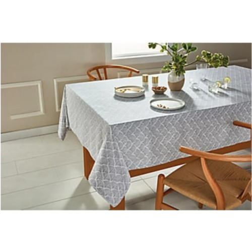 Everhome™ Fanned Leaf 60-Inch x 102-Inch Oblong Tablecloth in Microchip