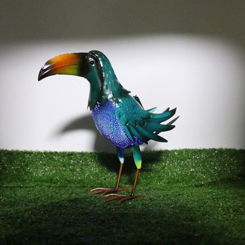 Quality Metal Solar Powered Toucan Standing Garden/Lawn Decoration