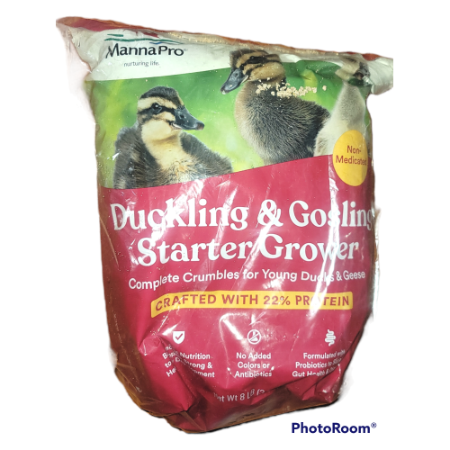 MannaPro  Duckling and Gosling  Starter grower complete crumbles for young ducks and geese 8 pounds damaged packaging